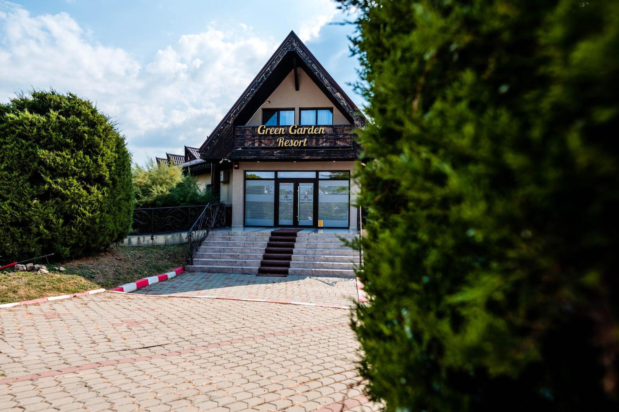 Green Garden Resort Odobest Kültér fotó