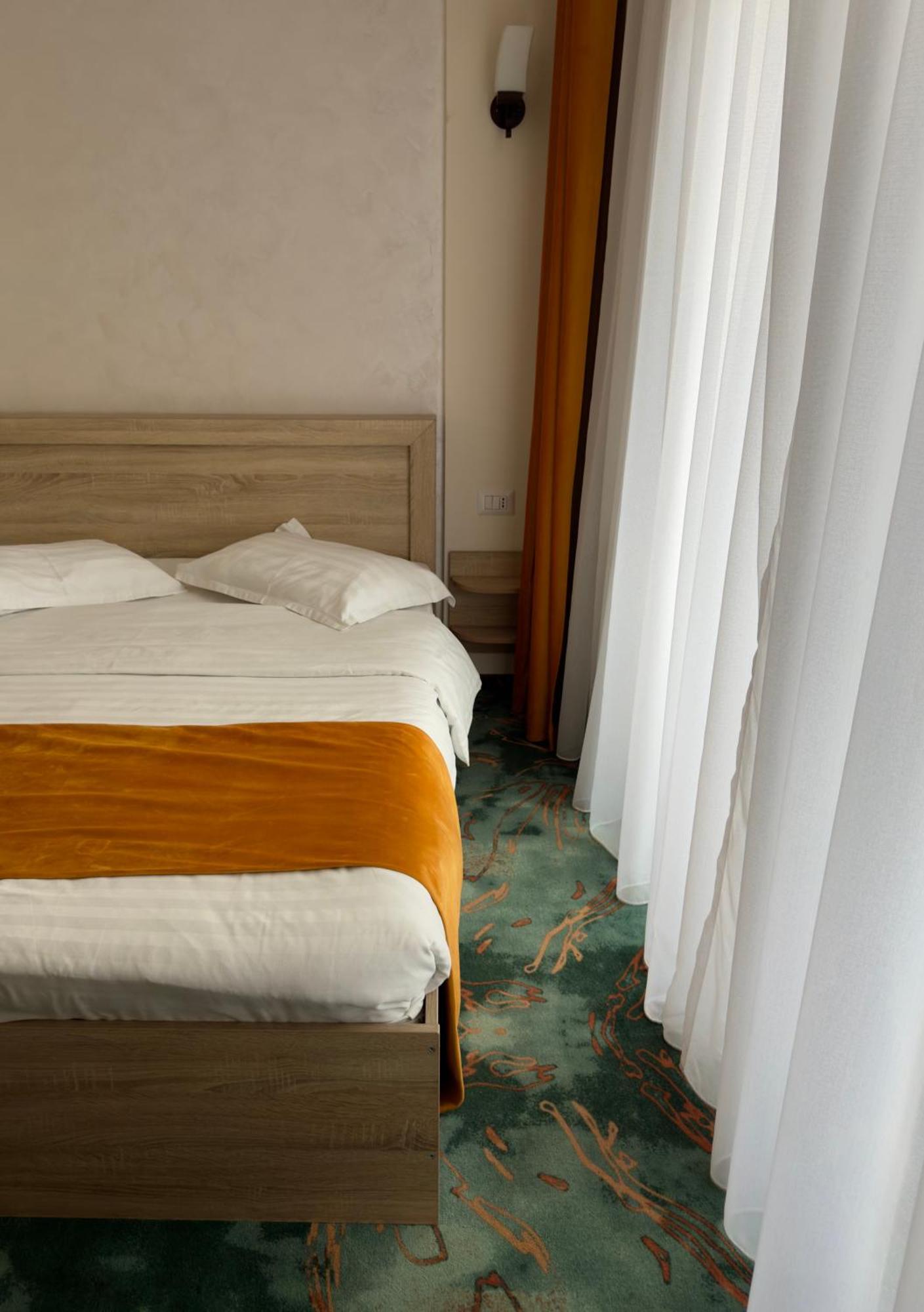 Green Garden Resort Odobest Kültér fotó